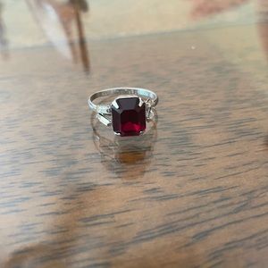 5.5 silver ring with red stone